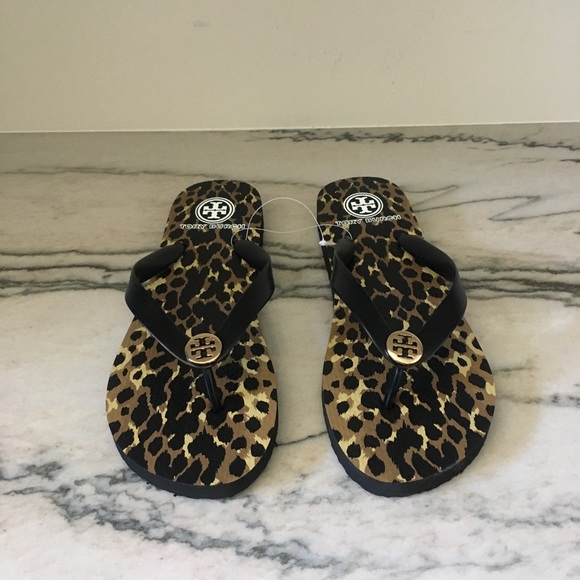 NWT Tory Burch Leopard Flip Flops size 8 - Picture 3 of 5